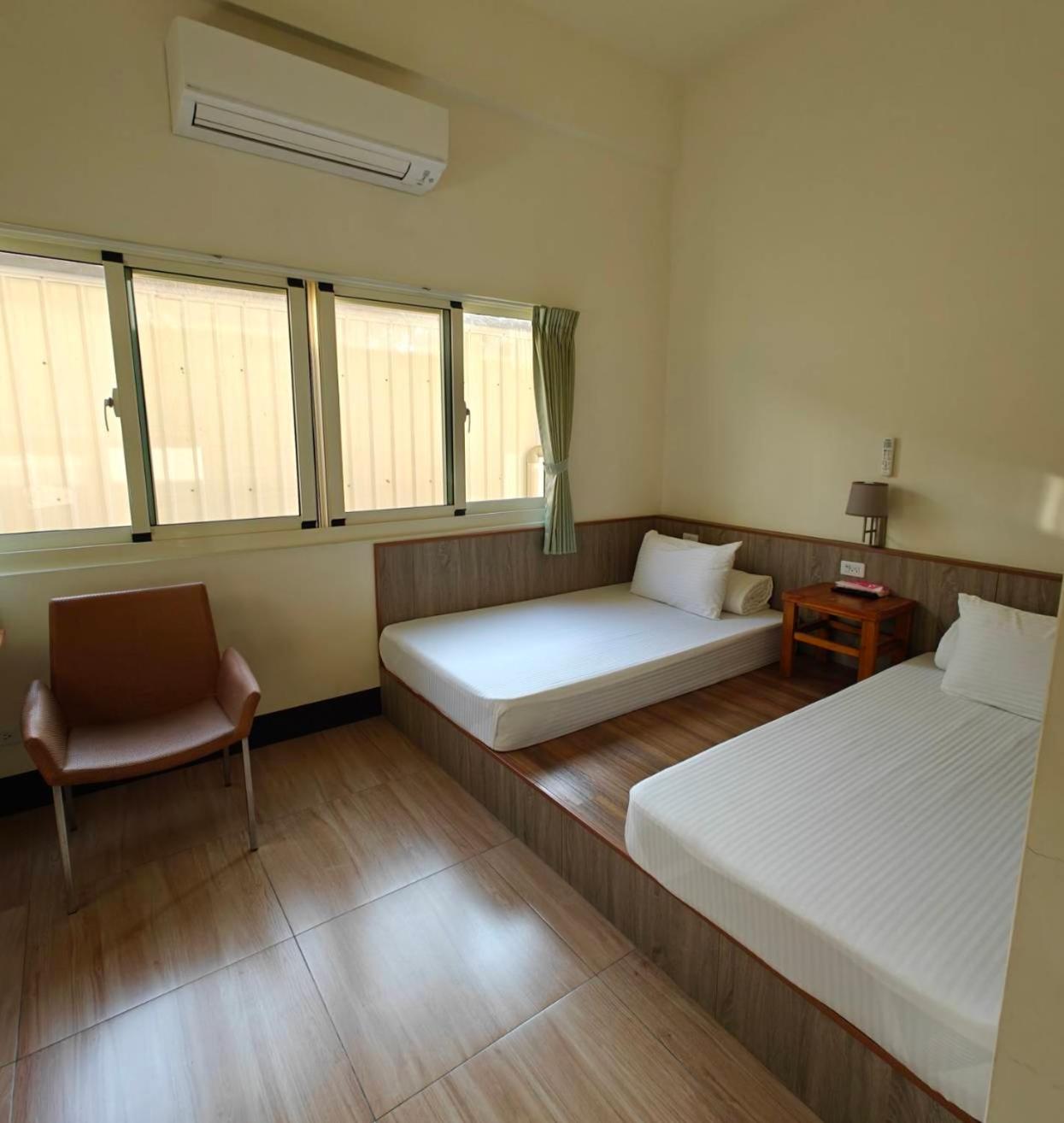Li Yuan Homestay Tianzhong Экстерьер фото
